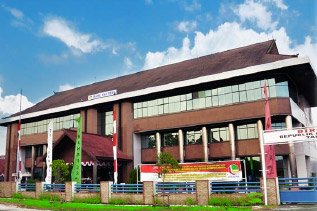 Lowongan Teller di PT Bank Kalteng 2 5e562f10a2712