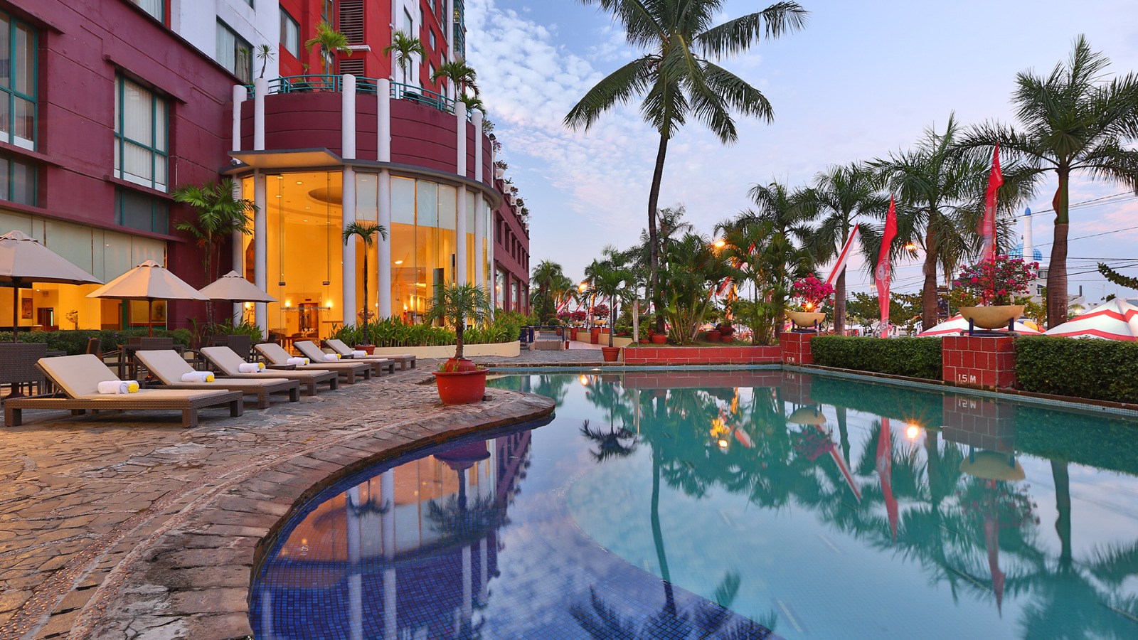 Lowongan Security Guard di PT. Makassar Hotel Network 2 66021cbaaac00