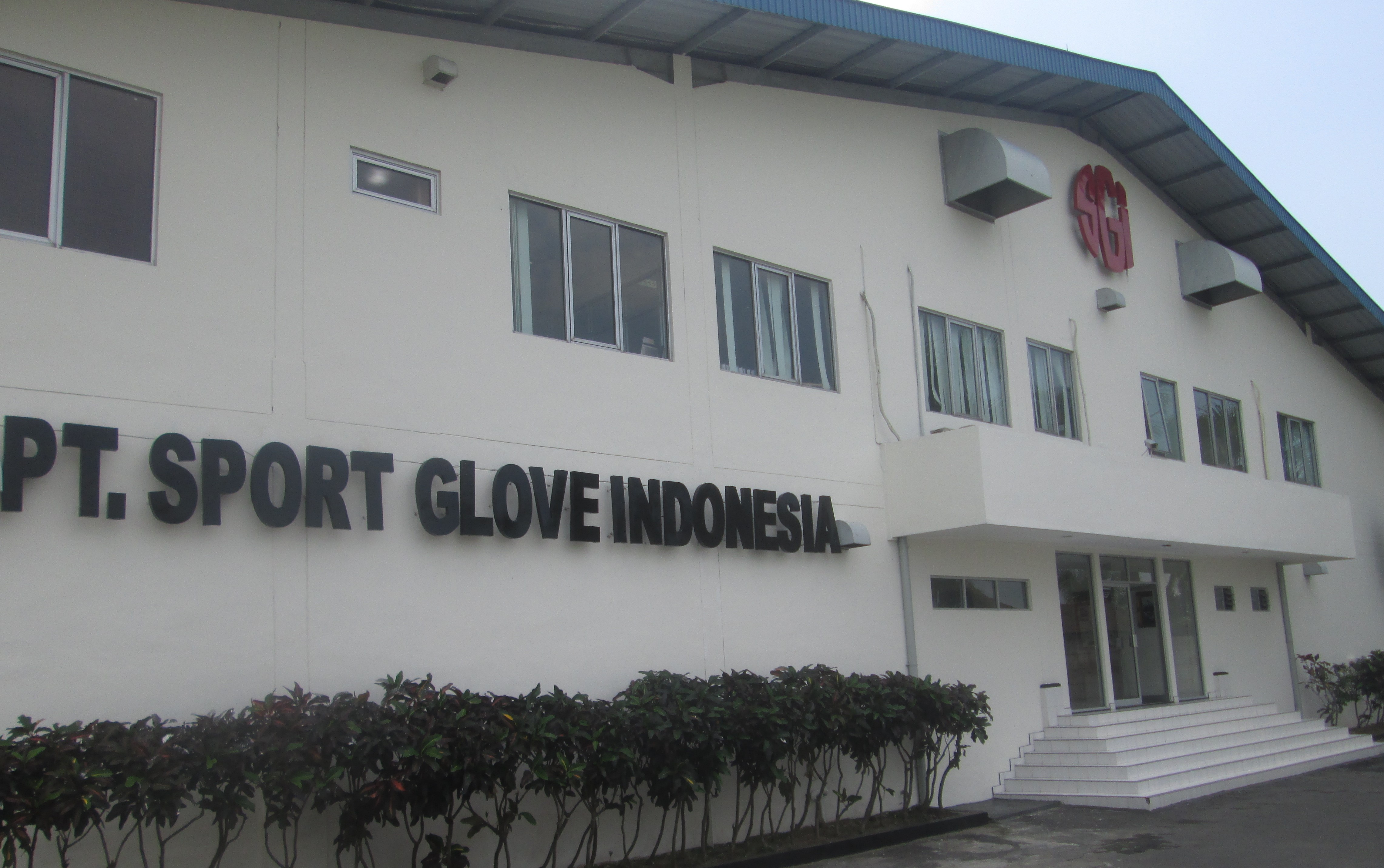 Karir Terbaru Operator Mesin Jahit Industri di PT Sport Glove Indonesia 2 5ee1a5bc56f55