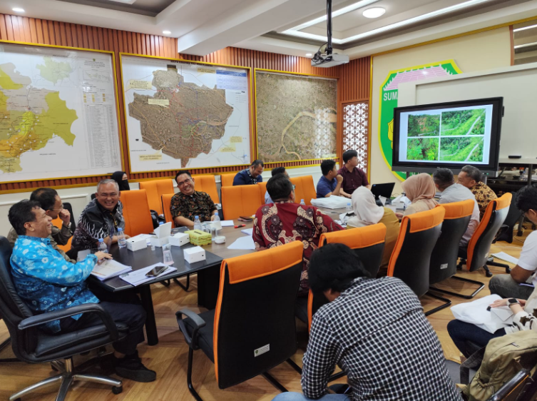 Lowongan Juru Gambar CAD di Jerami Topi 2 6752addd75c19